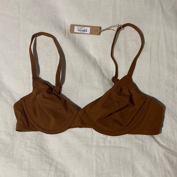 SKIMS FIT EVERYBODY UNDERLINED UNDERWIRED BRA - Picture 2 of 4